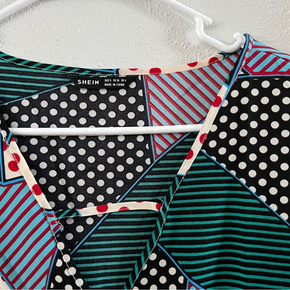 Shein Key Neck Top - Picture 3 of 4